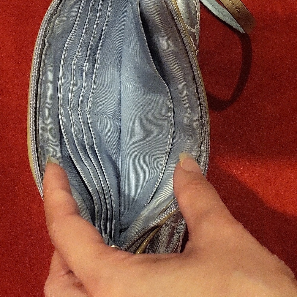 Coach patent leather trim UGC - Picture 6 of 7